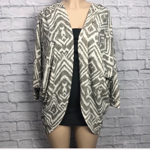 Grey & White Tribal Pattern Open Cardigan - Picture 4 of 8